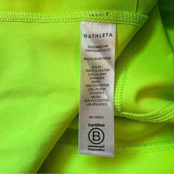 ATHLETA Stay Fly Neon Reflective 9” Biker Shorts Gym Yoga Cycle Green Yellow S - Picture 4 of 10